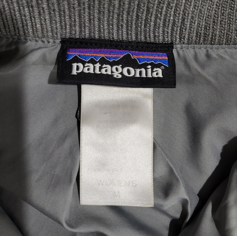 Patagonia Grey Women's Long Sleeve Full Zip Up Faux Fur Sweater Jacket Medium - Picture 6 of 9